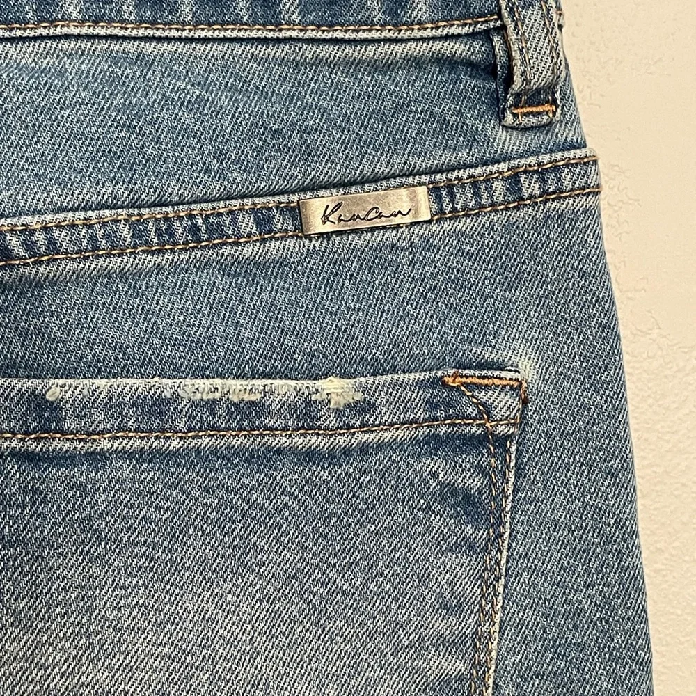 Kancan NWT High Rise Straight Relaxed Fit Jeans Size 3/25 Frayed Hems - Picture 7 of 12